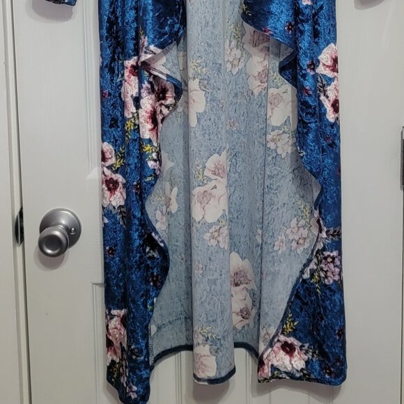 LulaRoe Women's Small Floral Velvety Shirley Kimono. Great Condition. - Picture 5 of 10